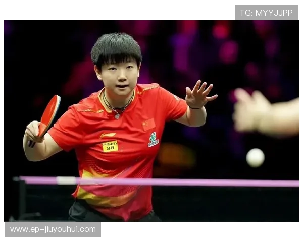 围绕孙颖莎意外摔倒并踢球瞬间的现场趣味全景细节深度精彩解读篇